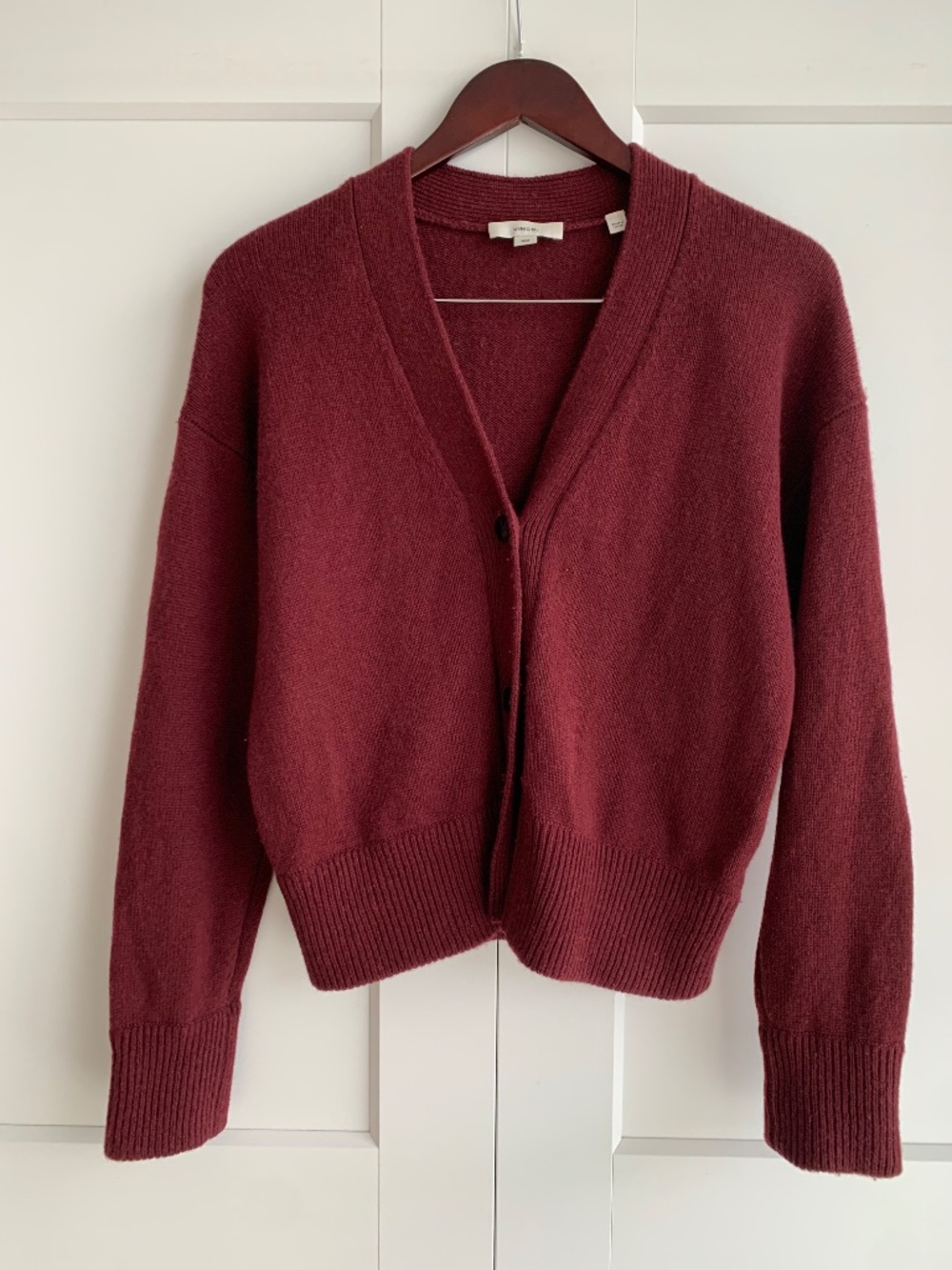 VINCE wool and cashmere blended in burgundy Cardigan Size M
